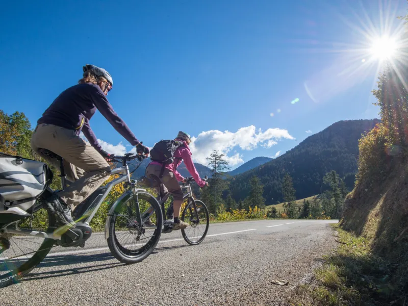 Biciclette elettriche sulle strade di Chartreuse