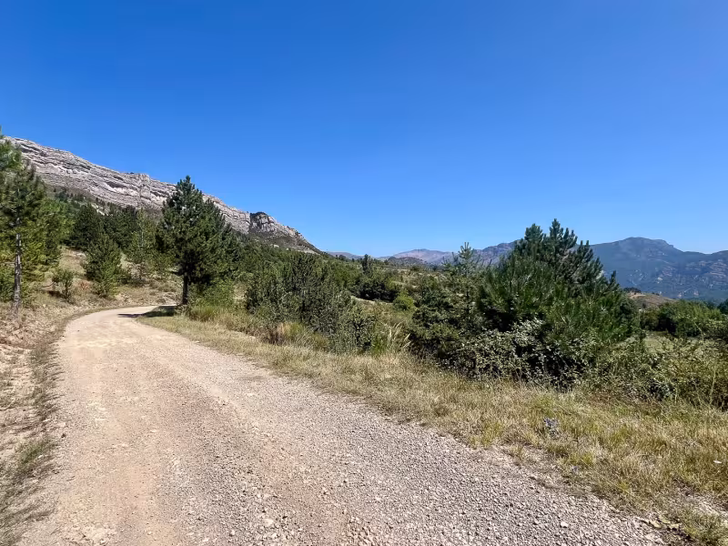 Arrampicata su ghiaia nel massiccio di Monges, tra Sisteron e Digne-les-Bains