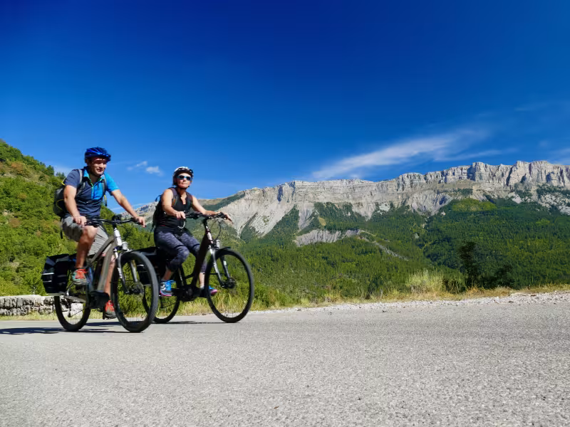 Ripide falesie nelle Prealpi di Digne