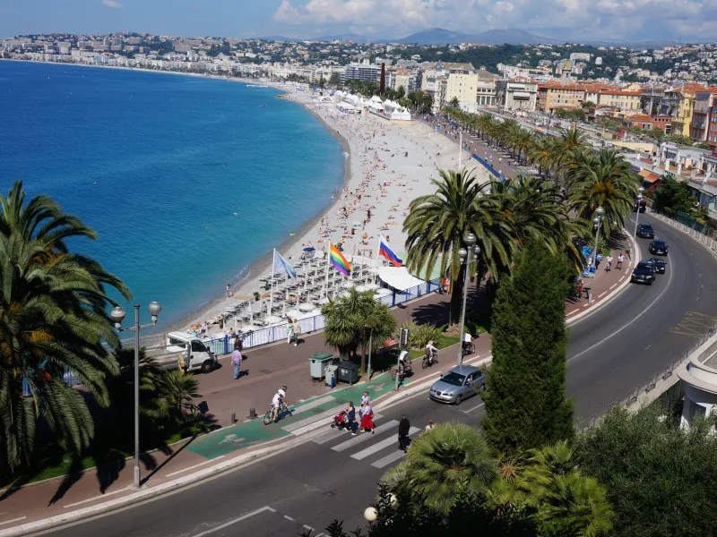 La Promenade des Anglais dalla Torre Bellanda di Nizza