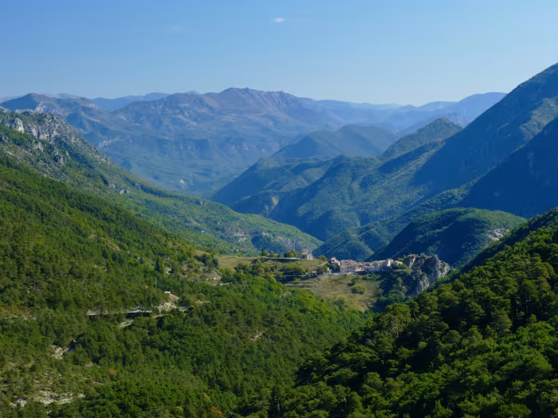 La valle dell'Esteron e il villaggio di Le Mas