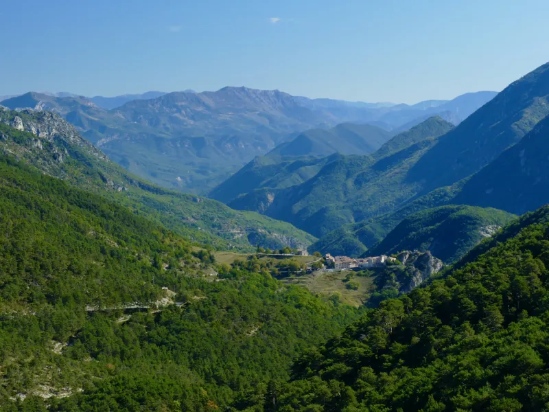 La valle dell'Esteron e il villaggio di Le Mas