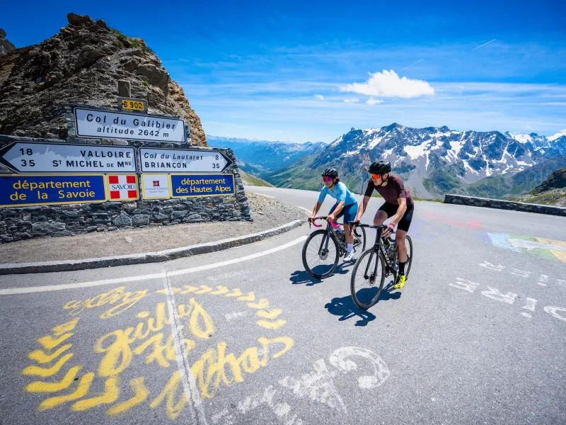 Arrivo in vetta al Col du Galibier, il graal dei ciclisti