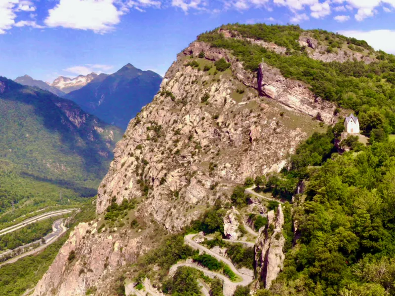 I tornanti di Montvernier nella discesa dal Col de Chaussy