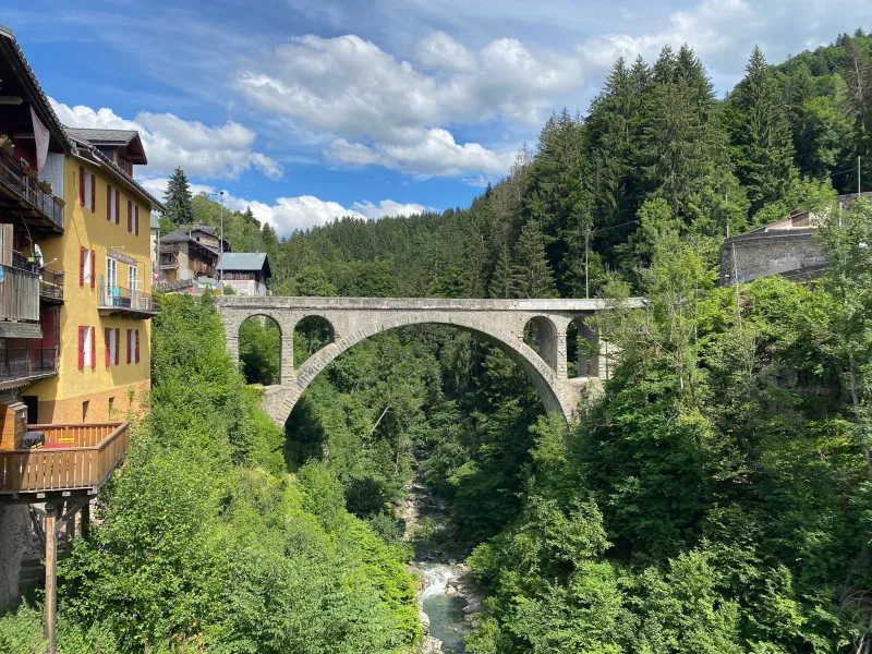 Ponte sull'Arly a Flumet