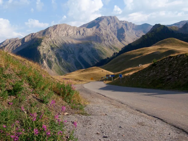 Versante sud del Col de Vars, sulla costa dell'Ubaye