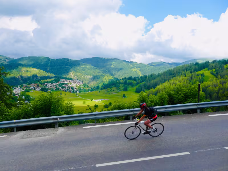 Il villaggio di Beuil nelle alte valli delle Alpi Marittime
