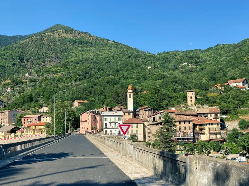Villaggio nella valle del Tinée