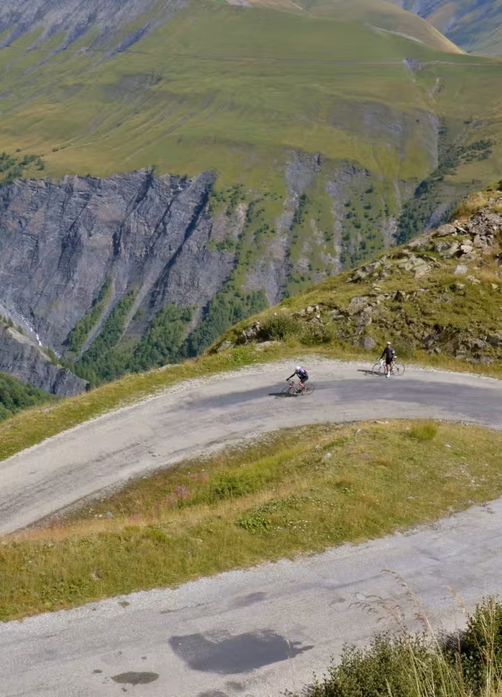 Sul Col de Sarenne tra l'Alpe d'Huez e La Grave