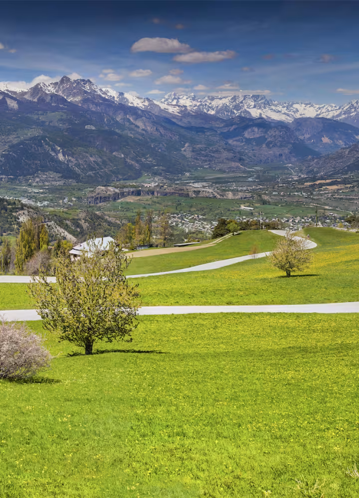 Allacciate sul Col de Vars con vista sulla valle della Durance