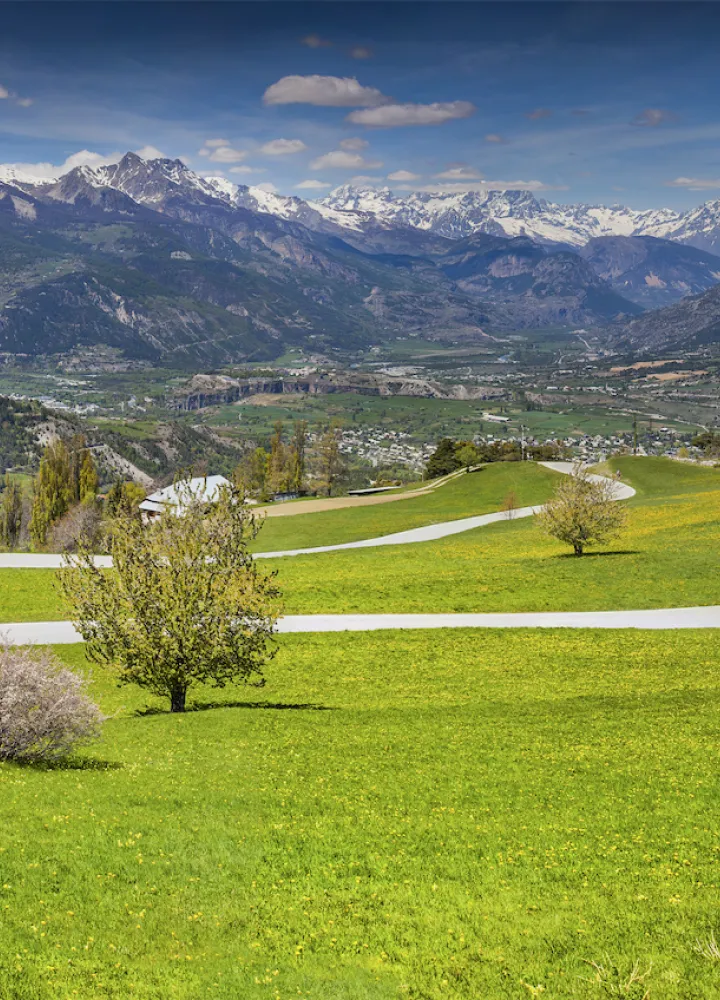Allacciate sul Col de Vars con vista sulla valle della Durance