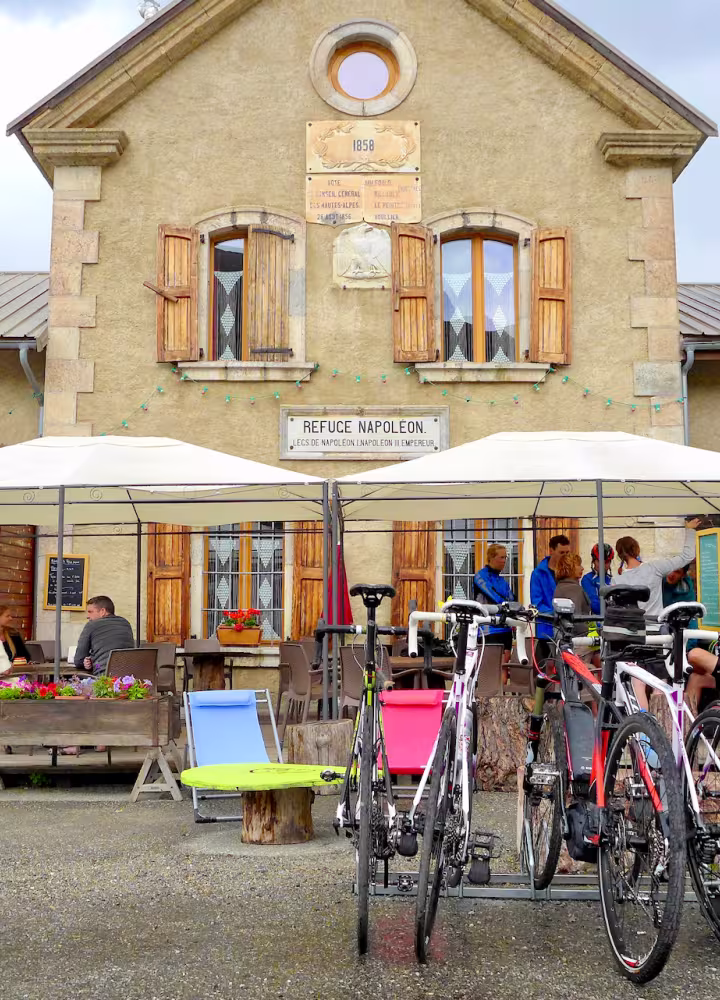 Il Rifugio Napoléon vicino alla vetta del Col d'Izoard