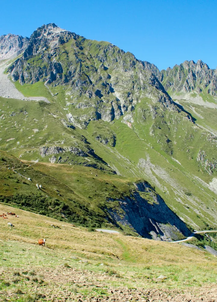 Il versante sud-ovest del Col de la Madeleine