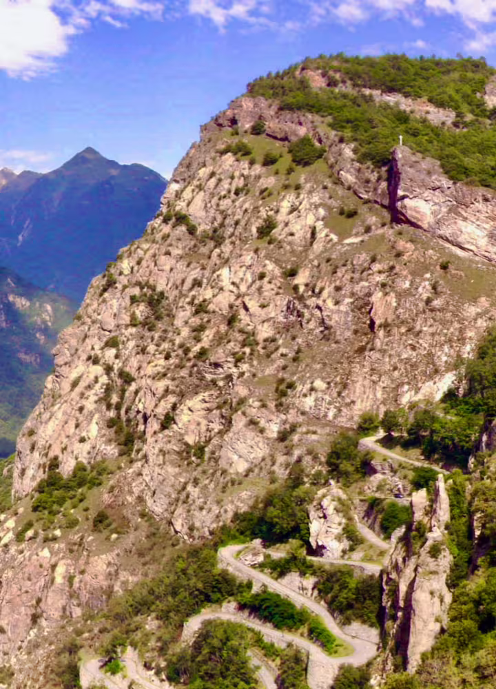 I tornanti di Montvernier nella discesa dal Col de Chaussy