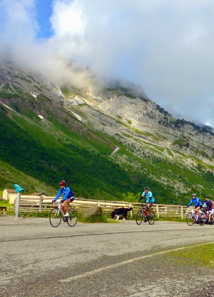 Attraversamento del passo degli Aravis