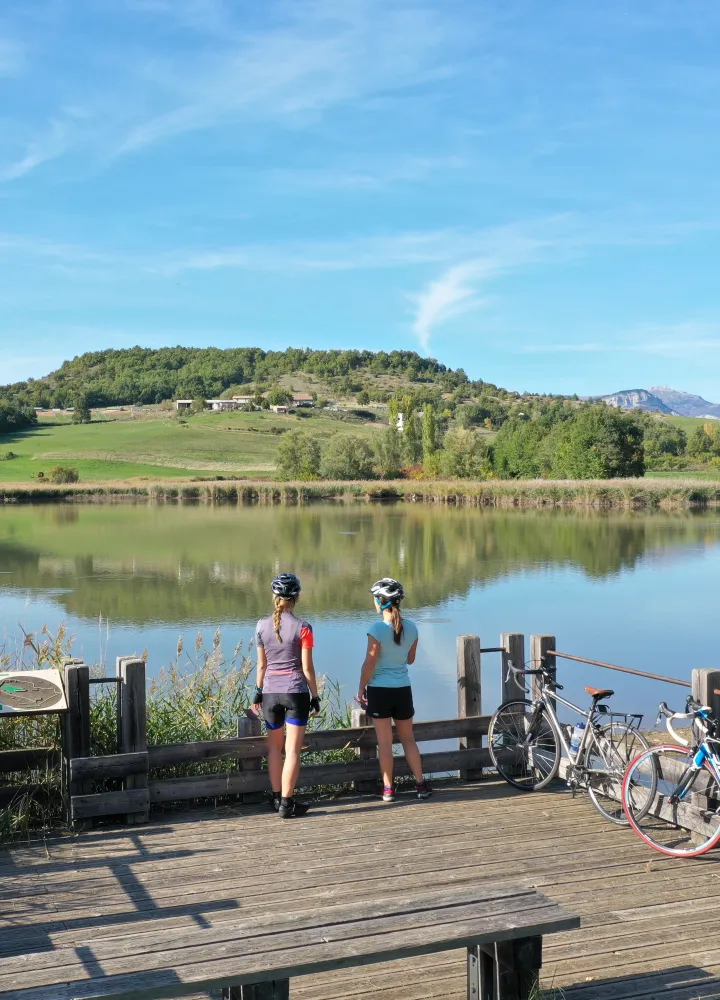Una pausa contemplativa al Lac de Mison