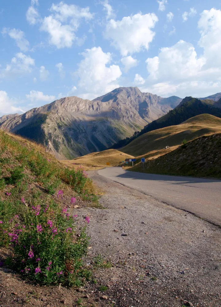 Versante sud del Col de Vars, sulla costa dell'Ubaye