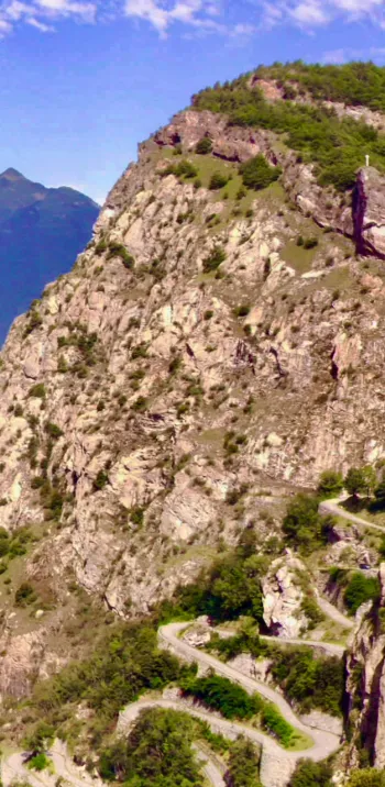 I tornanti di Montvernier nella discesa dal Col de Chaussy