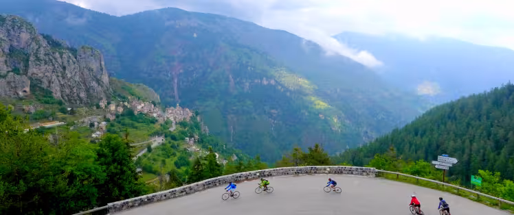 Versante sud-est del Col de la Couillole