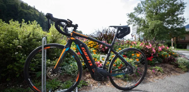 Rent an electrically-assisted road bike - Xtreme Glisses