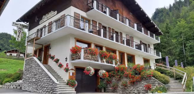 Façade été hôtel