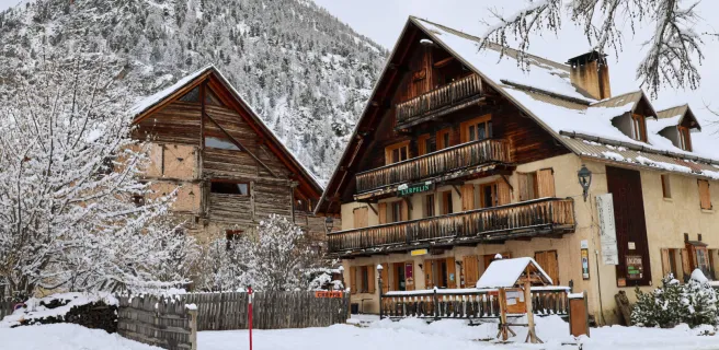 Le restaurant de l'auberge l'Arpelin en hiver