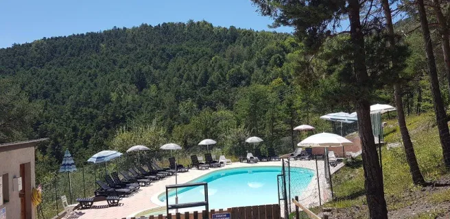 Piscine d'été