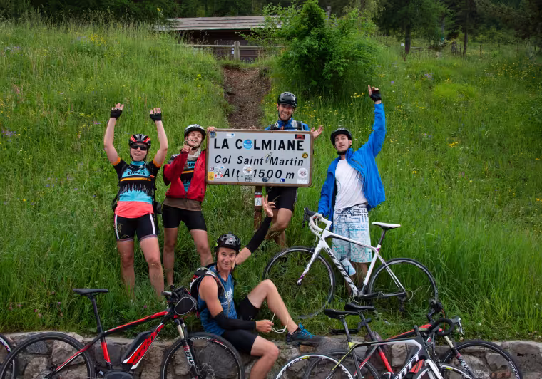 Festeggiamenti sul passo del Col Saint-Martin