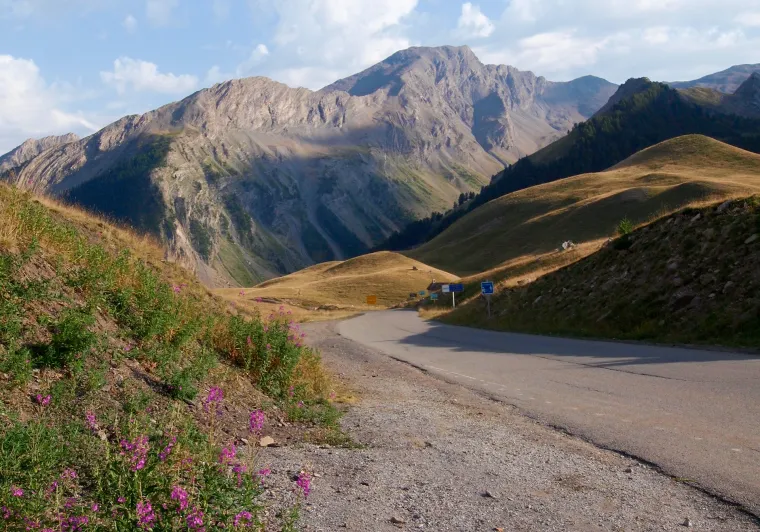Versante sud del Col de Vars, sulla costa dell'Ubaye