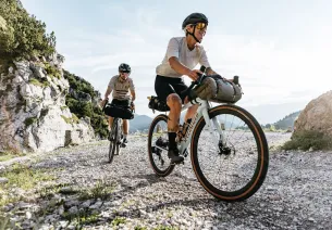 Quale abbigliamento scegliere per la mia Gravel bike?